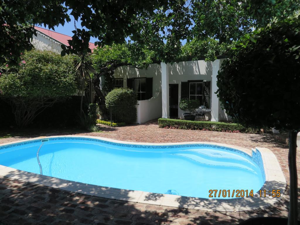 Buiten Verwagten Guest House Graaff-Reinet Extérieur photo